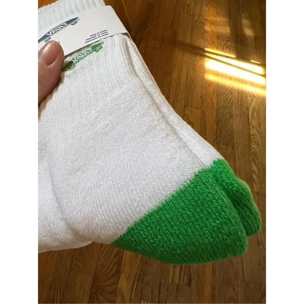 1 LEFT! Vans Vault OGSweet Leaf Crew Socks